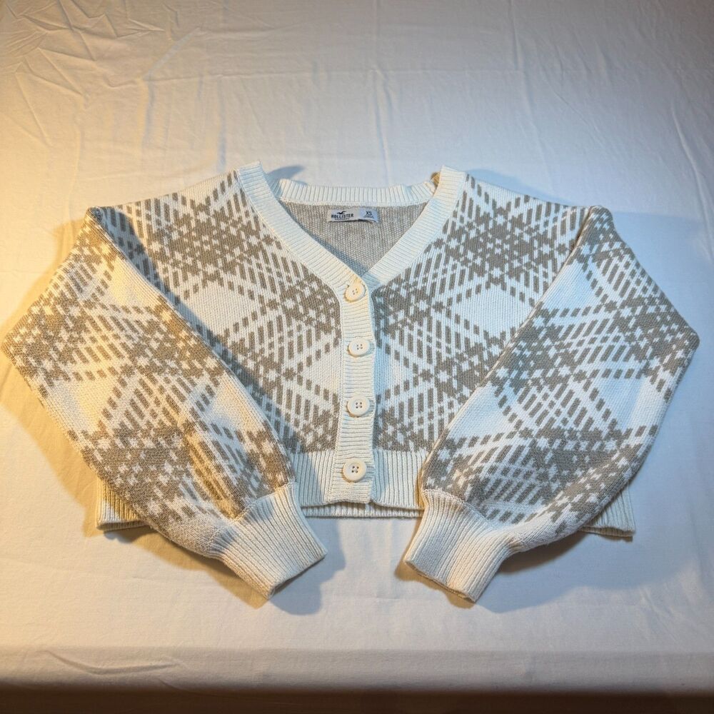 Hollister XS Plaid Cropped Cardigan Women Cream Beige Knit Cozy V-Neck Sweater